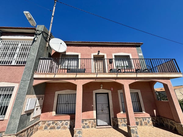 House in Benejuzar - view 1