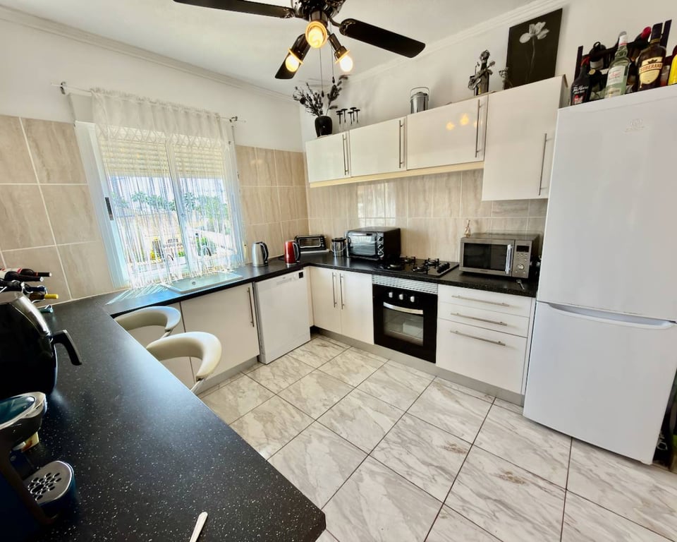 House in Ciudad Quesada - Image 3