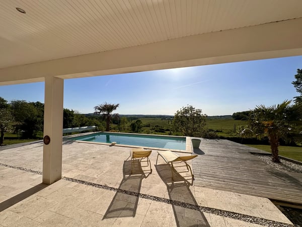 House in Sigoules - view 1