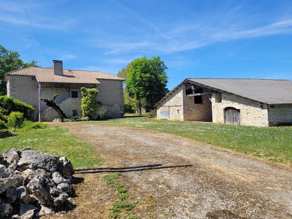 House in Roquecor - view 1