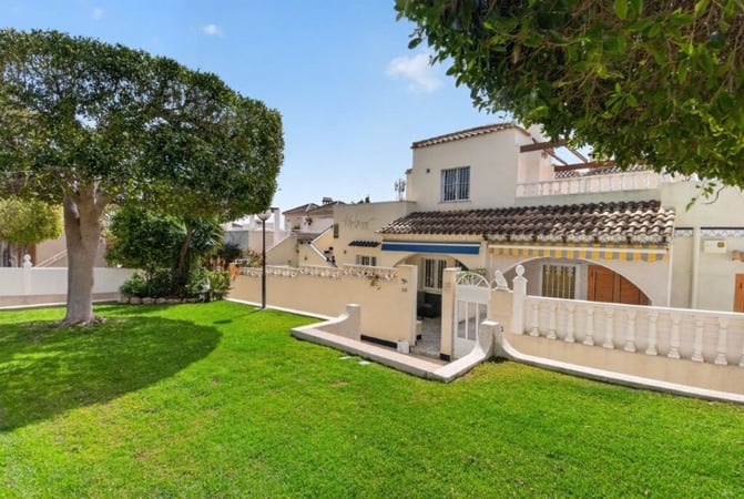 House in Torrevieja - view 1