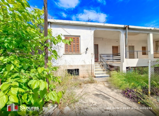 House in Astros - view 1