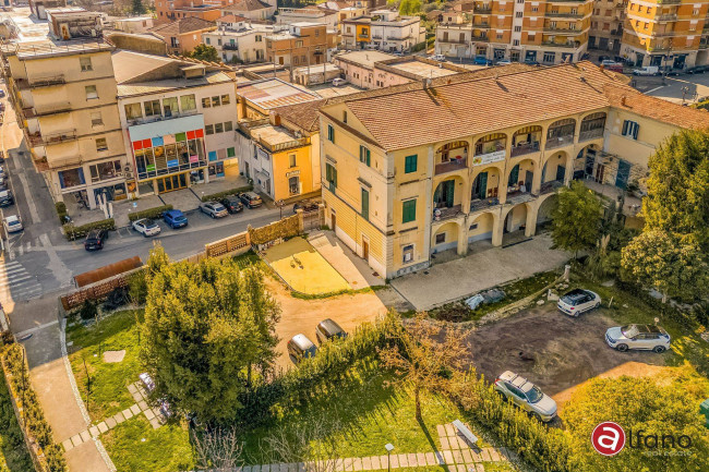 Apartment in Isola del Liri - Image 2