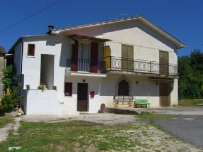House in Arce - view 1