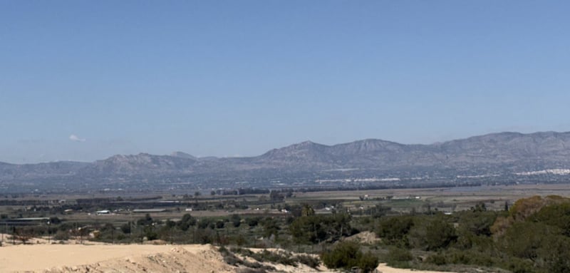 Land in La Marina - view 1