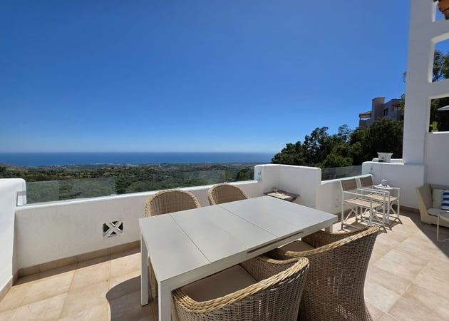 Apartment in La Mairena - view 1
