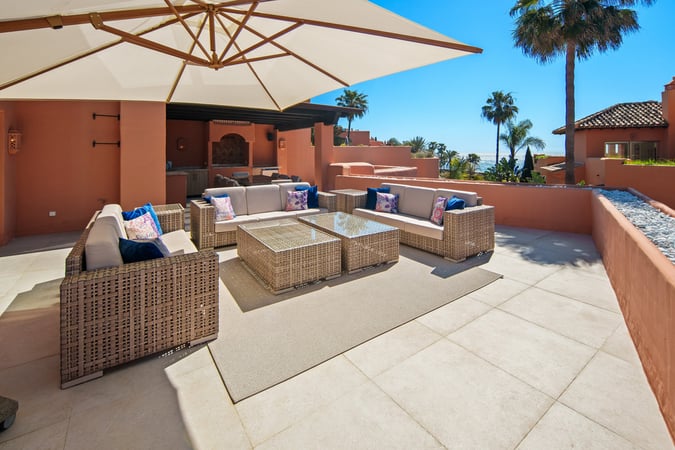 Apartment in Marbella - view 1