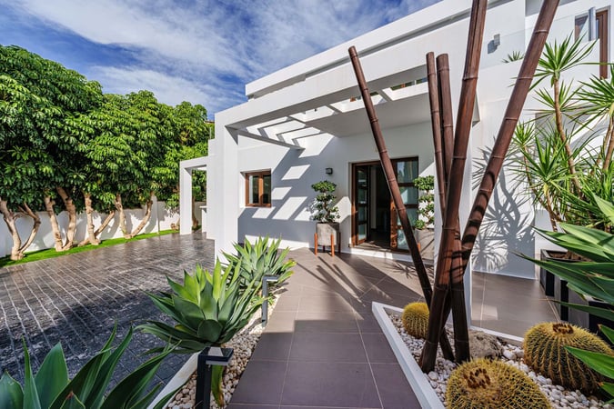 Villa in Rosario, El - view 1