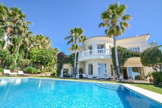 Villa in Marbella - view 1