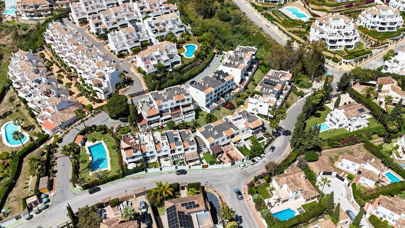 House in Nueva Andalucia - view 1