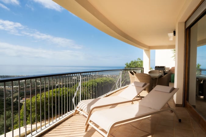 Apartment in Marbella - view 1