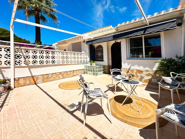 House in Urbanizacion los Balcones - view 1