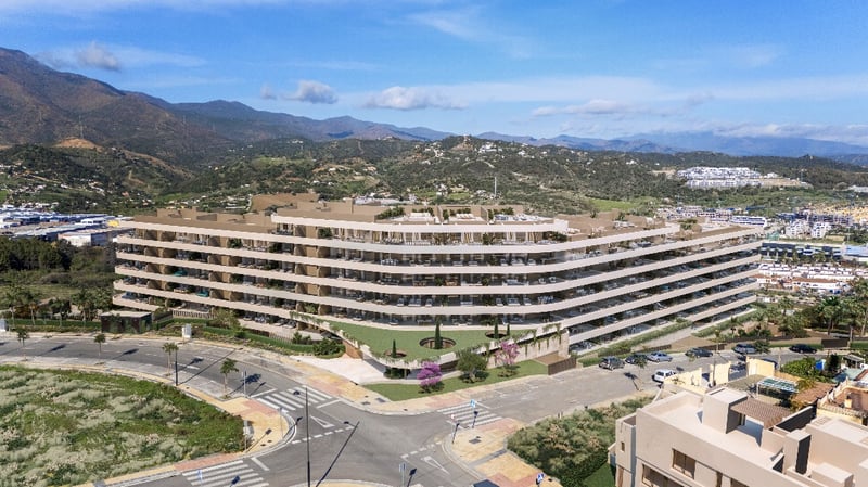 House in Estepona - view 1
