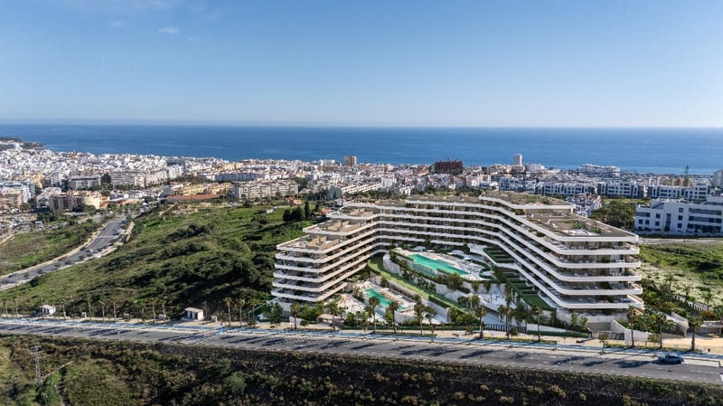 House in Estepona - view 1