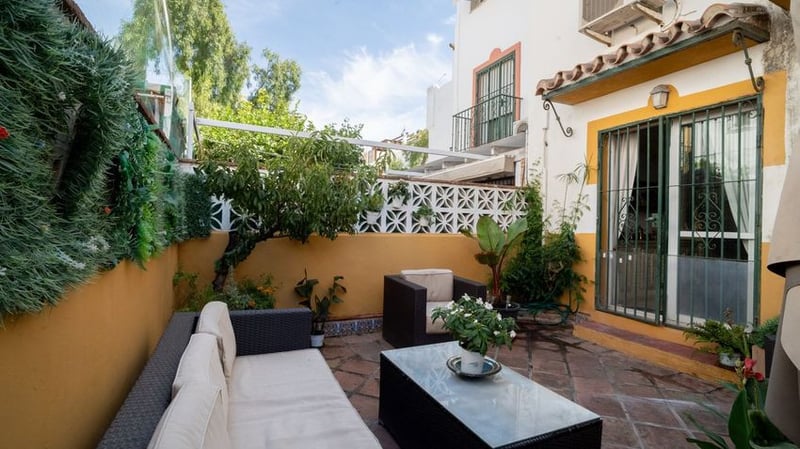 House in Marbella - view 1