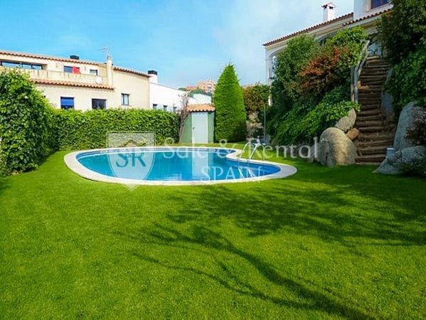 House in Sant Pol - view 1