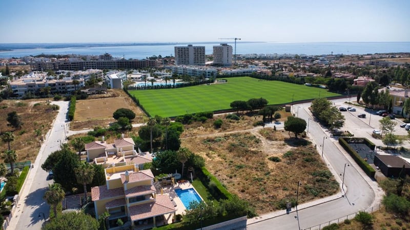 House in Portelas - view 1