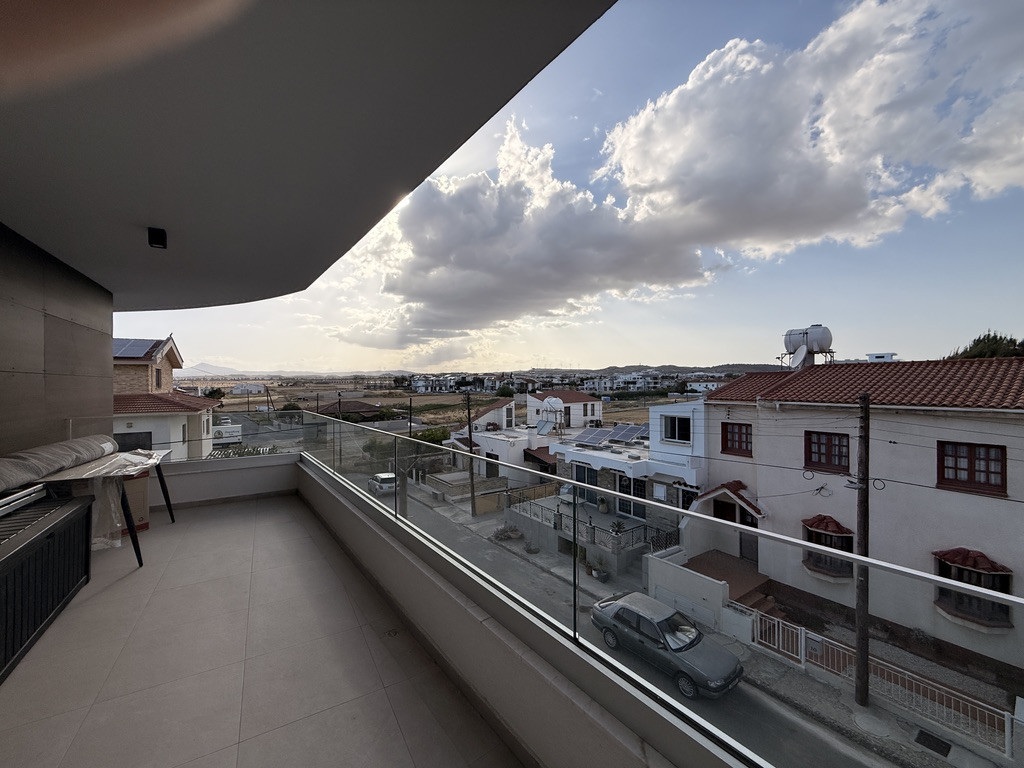 Apartment in Kamares - Image 3