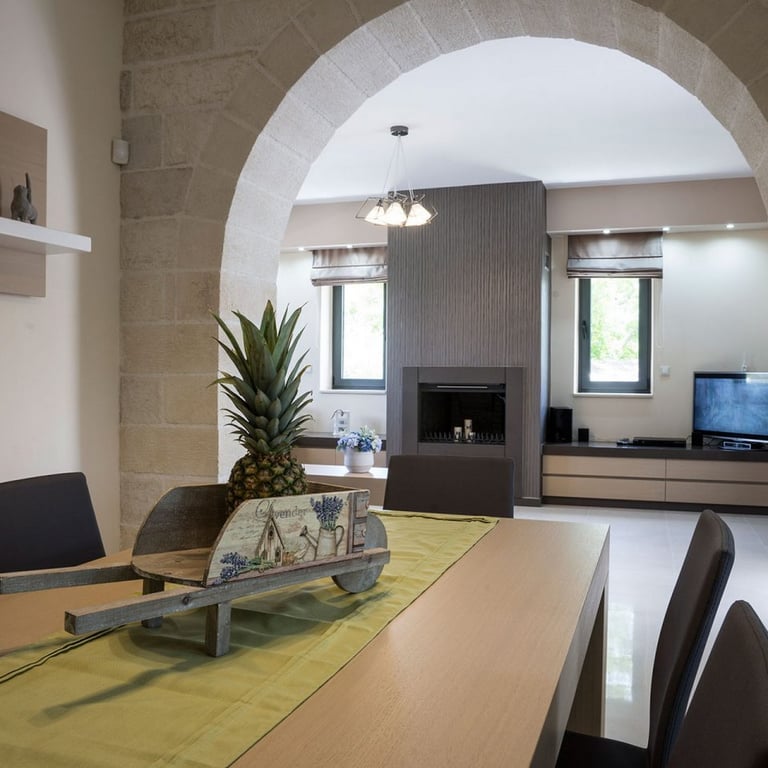 House in Almirida - Image 3