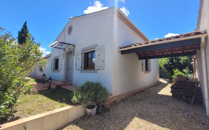 House in Saint-Chinian - view 1