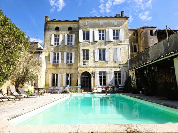 House in Castillon-la-Bataille - view 1