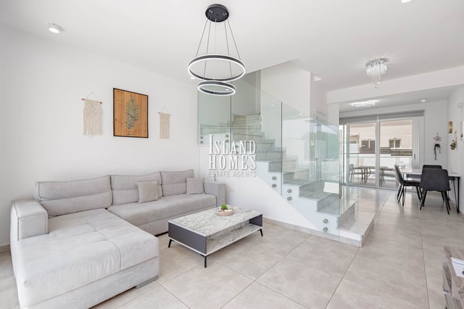 House in Paralimni - view 1