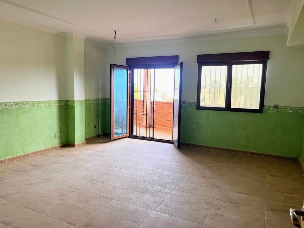 Apartment in Los Alcazares - Image 3