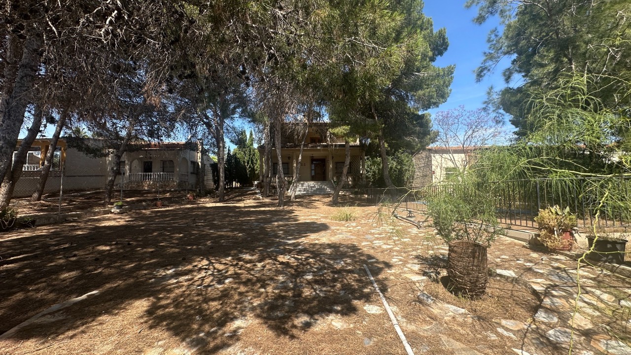 Villa in Torrevieja - Image 3