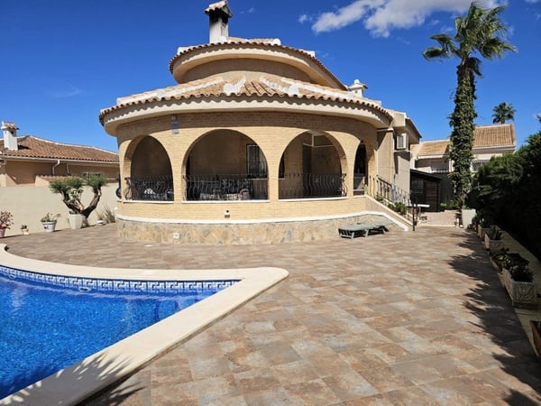 Villa in Benijofar - view 1