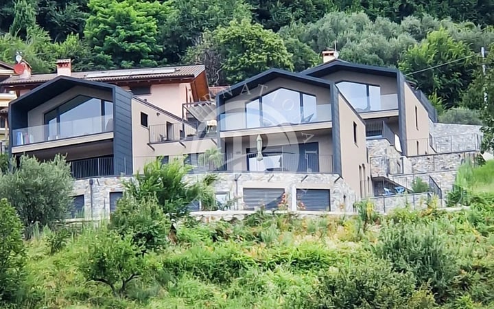 Apartment in Domaso - view 1