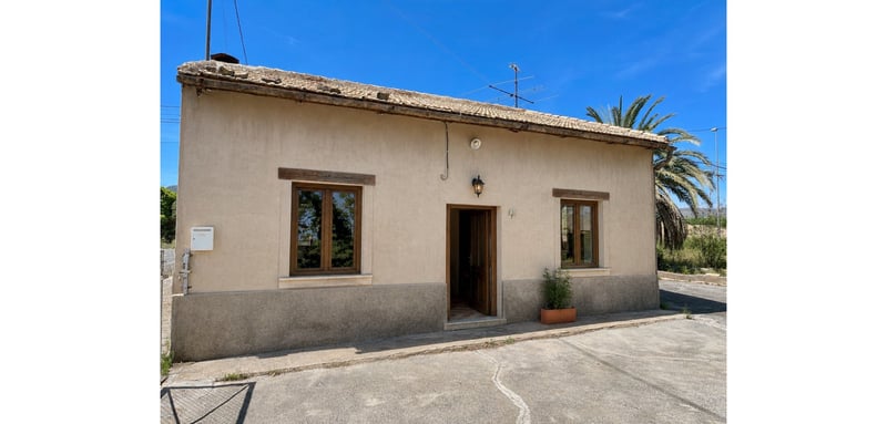 House in Romana (la) - view 1