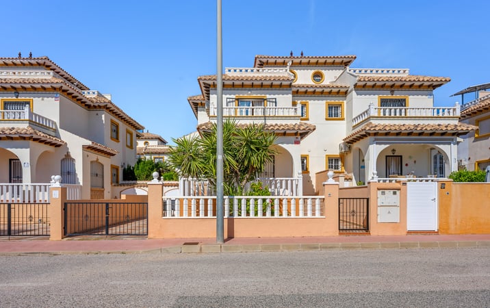 House in Dehesa de Campoamor - view 1