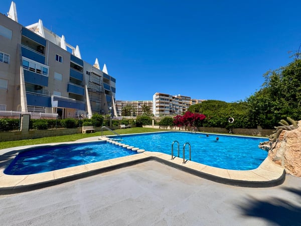Apartment in Torrelamata - view 1