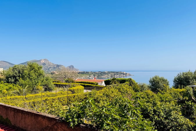 Apartment in Casteldaccia - view 1