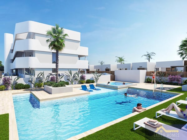 Apartment in Los Alcazares - view 1