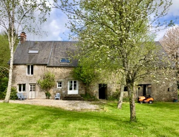 House in Villedieu-les-Poeles - view 1