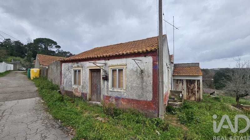 House in Aljubarrota - view 1