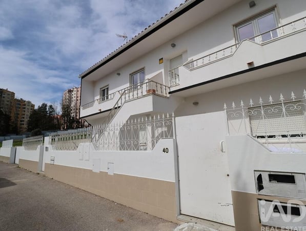House in Canecas - view 1