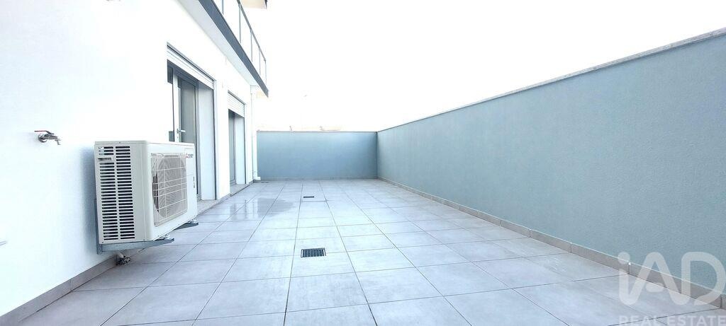 Apartment in Marrazes - Image 3
