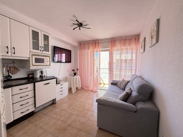 Apartment in Torrevieja - view 1