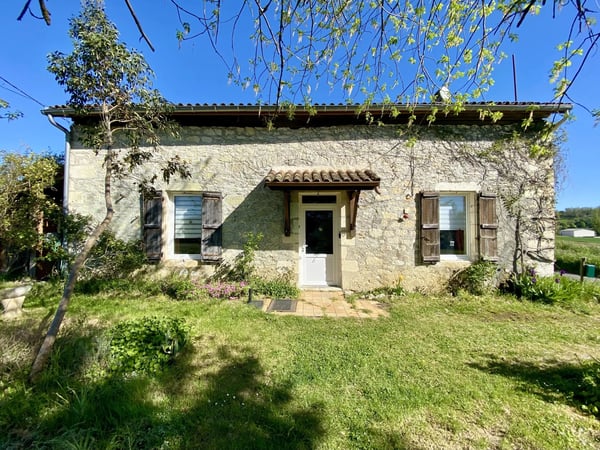 House in Monflanquin - view 1