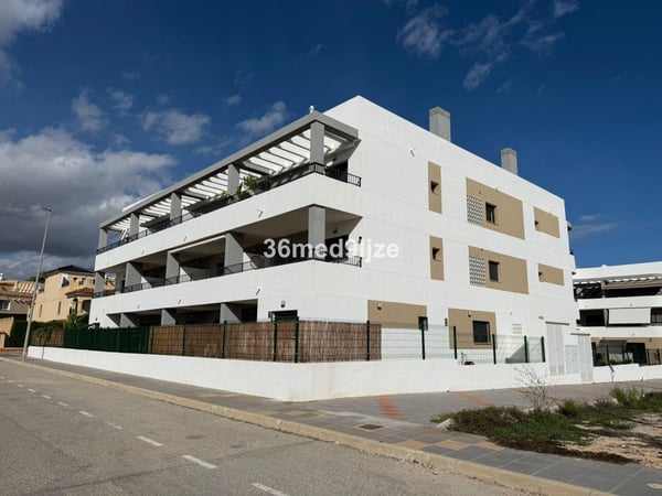 Apartment in Mil Palmeras - view 1