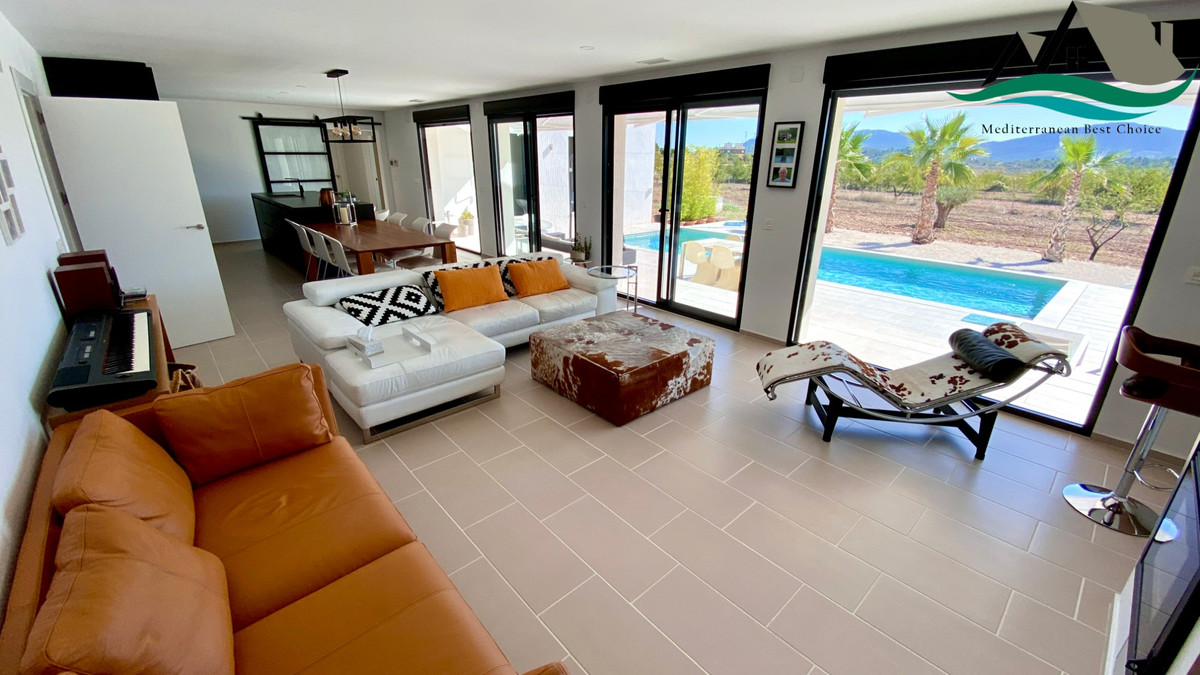 Villa in La Romana - Image 2