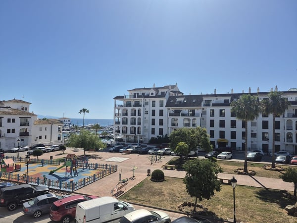 House in La Duquesa - view 1