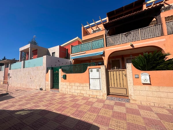 House in Jacarilla - view 1