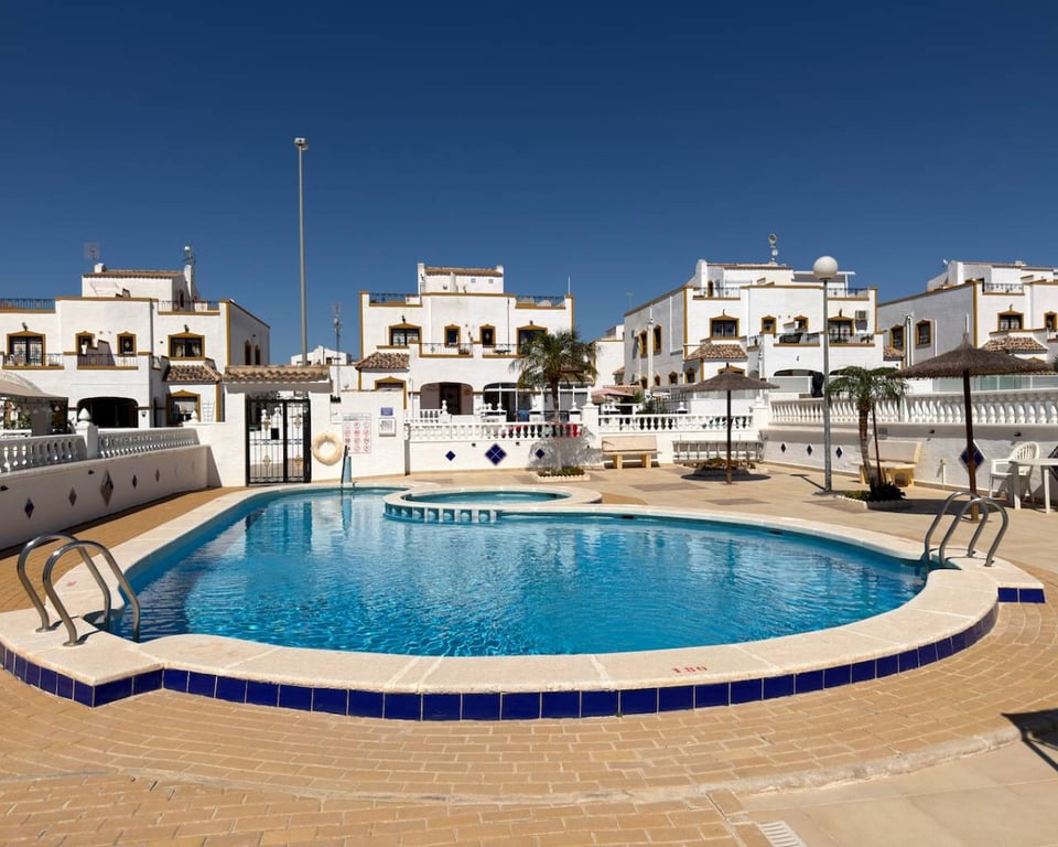 Villa in Algorfa - Image 2