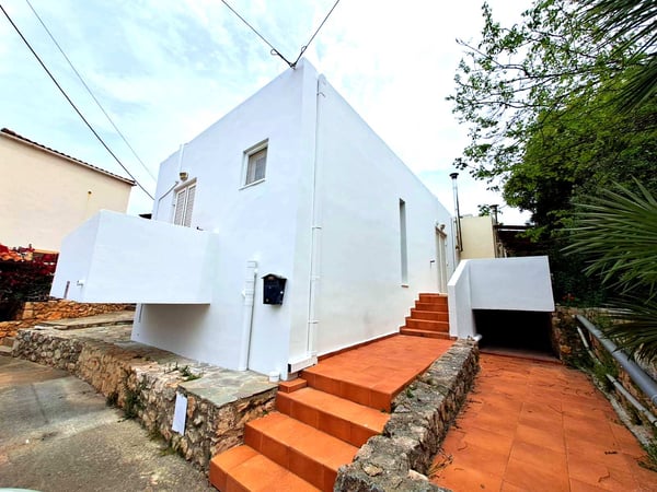 Apartment in Plaka - view 1