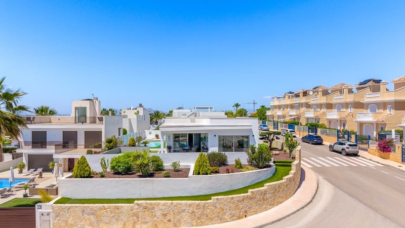 Villa in La Marina - view 1