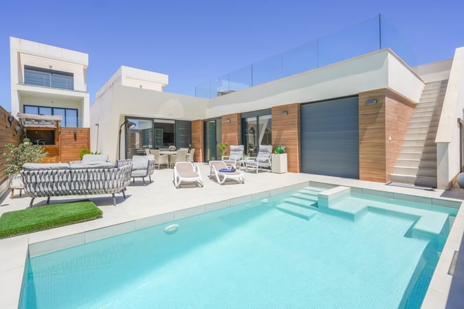 Villa in Benijofar - view 1