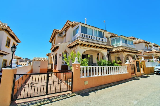 House in Cabo Roig - view 1